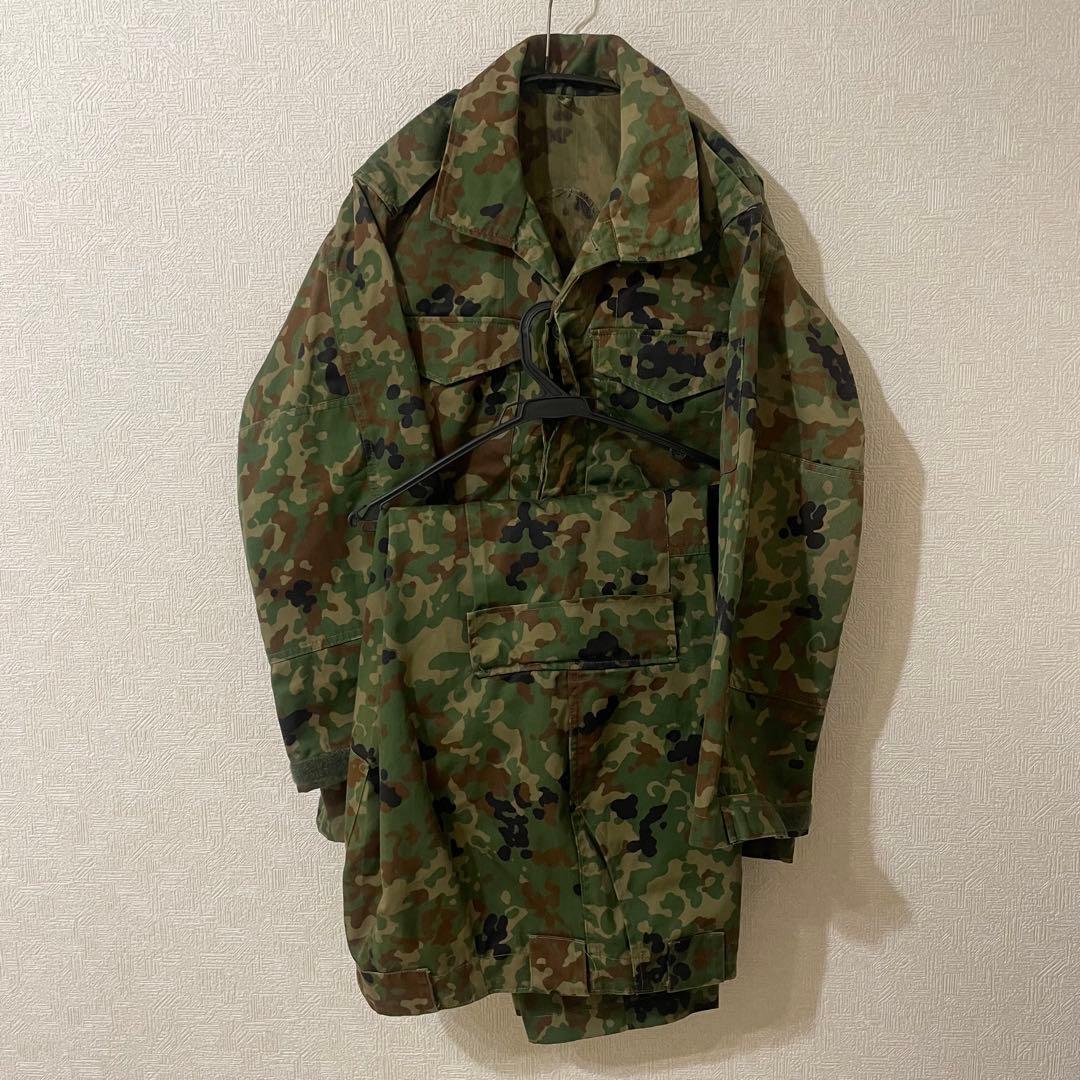 【未使用に近い】６Ａ 陸上自衛隊 　迷彩服　ミリタリー　戦闘服　上下セット