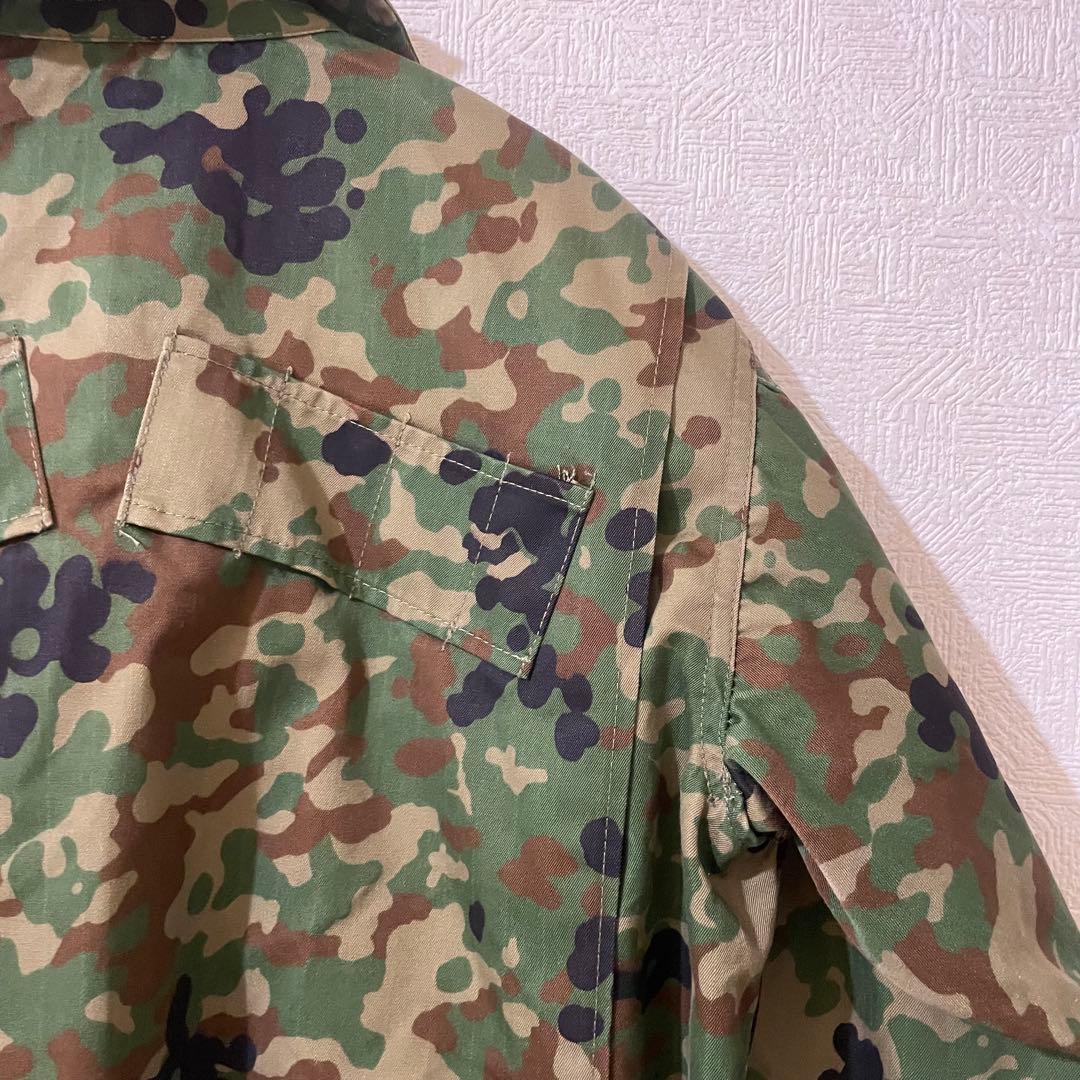 【未使用に近い】６Ａ 陸上自衛隊 　迷彩服　ミリタリー　戦闘服　上下セット