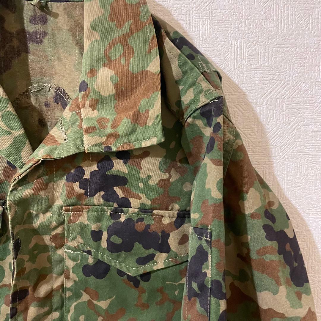【未使用に近い】６Ａ 陸上自衛隊 　迷彩服　ミリタリー　戦闘服　上下セット