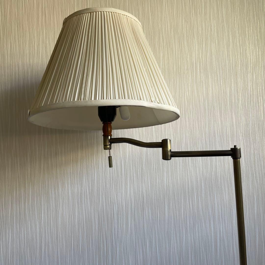 アンティーク調整可能アームのフロアスタンド