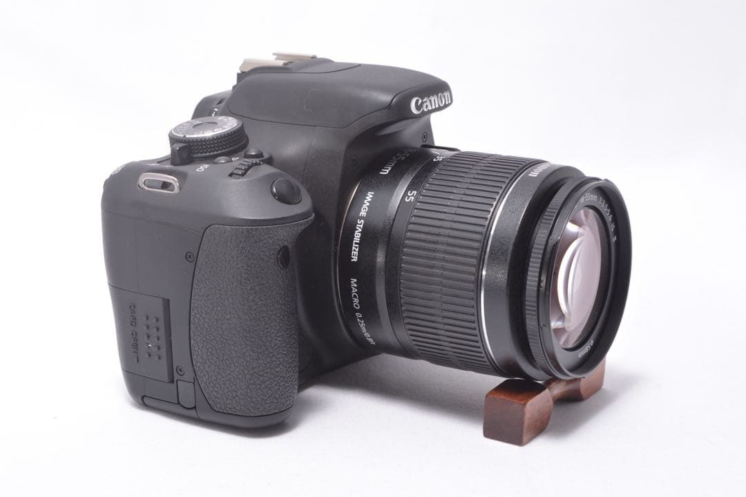 新品級の美品✨【シャッター数わずか670回❣️】Canon Kiss X5✨