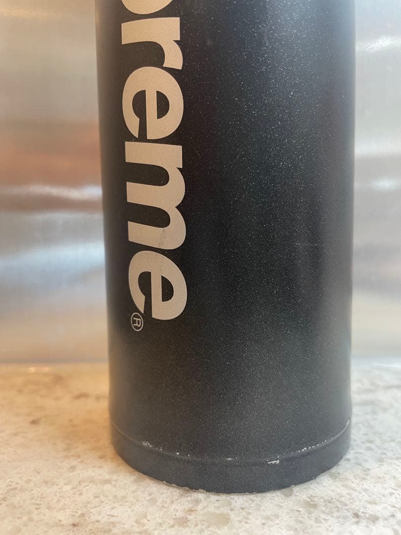 supreme シュプリーム zojirushi ステンレスボトル 象印 黒