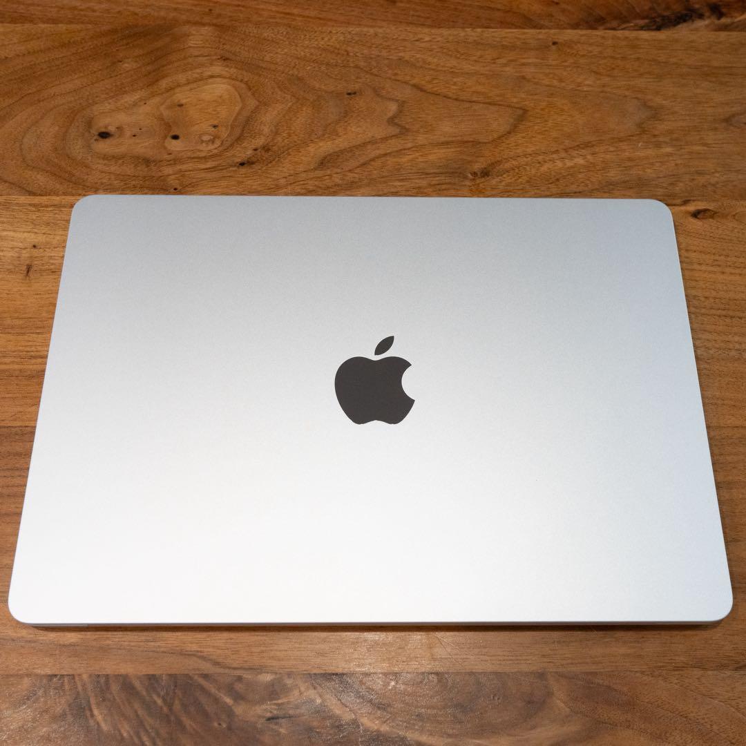 Macbook Air M3 13インチ 1TB SSD