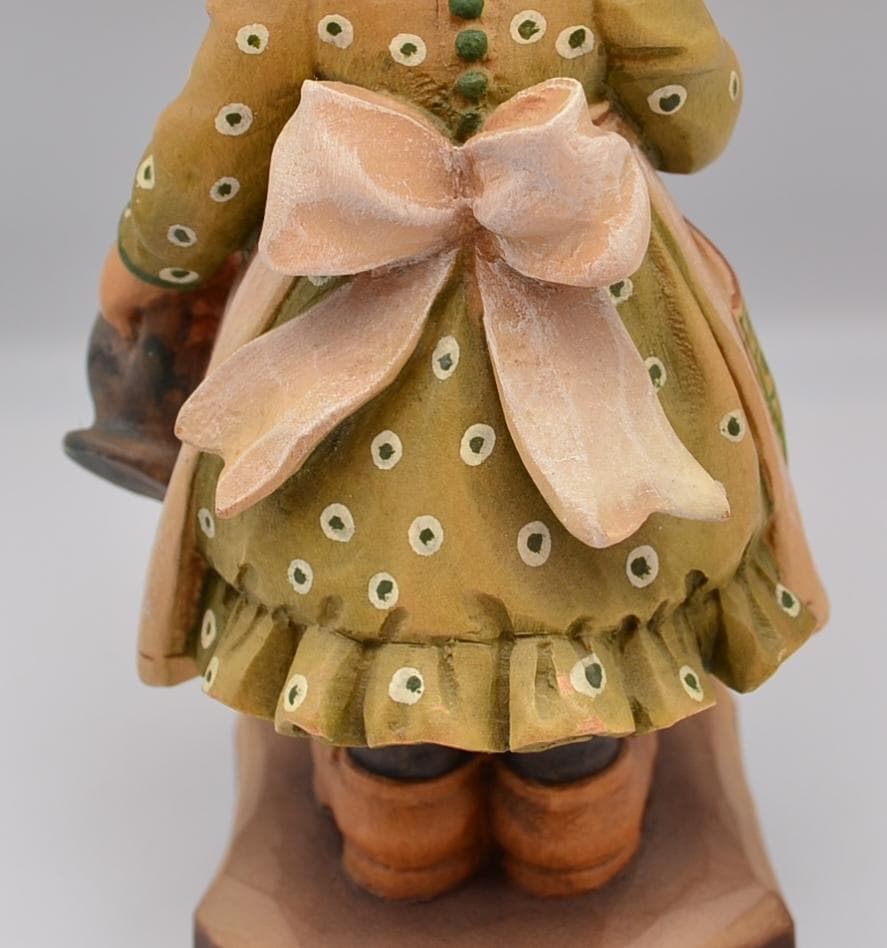 愛情のこもった一杯　アンリ　ANRI　木彫り人形　17ｃｍ　限定品　ヴィンテージ