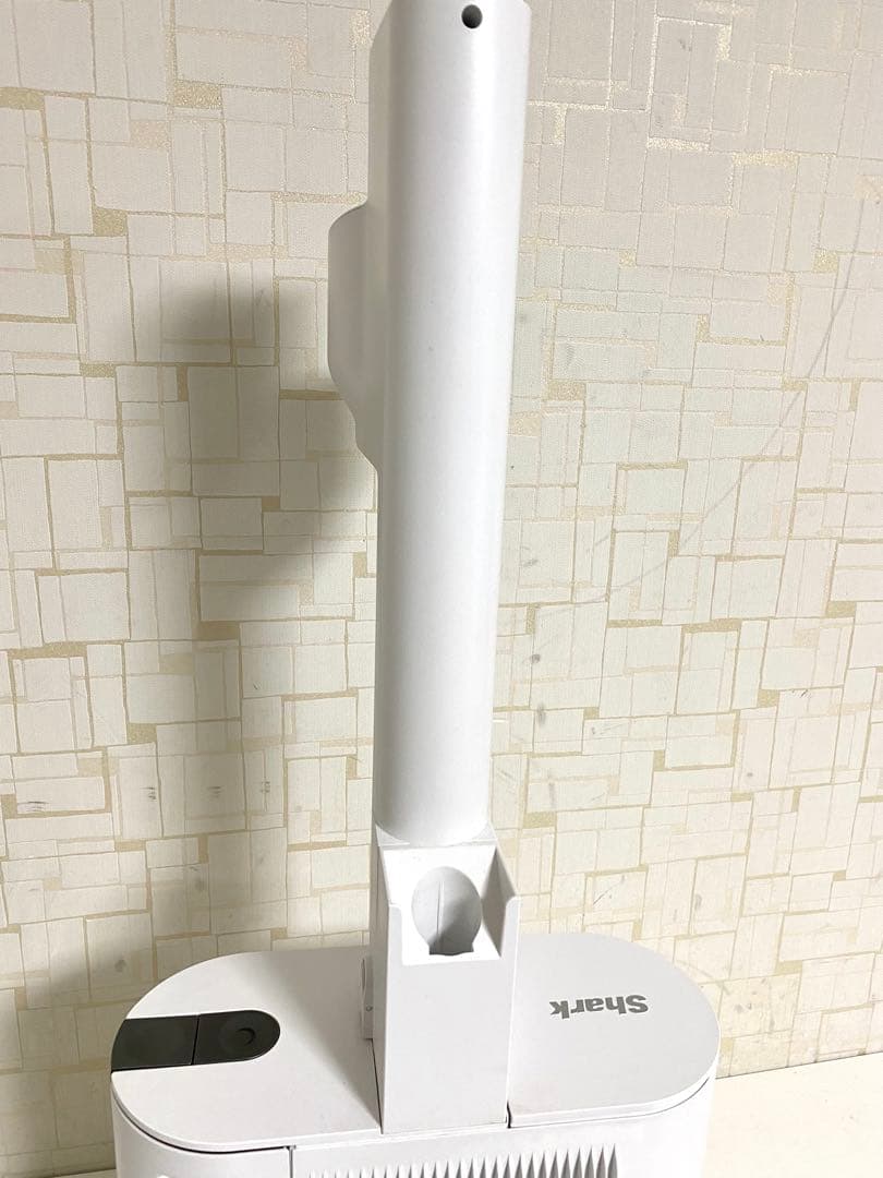 shark シャーク スティッククリーナー　CS150JAE ゴミ収集ドック付き