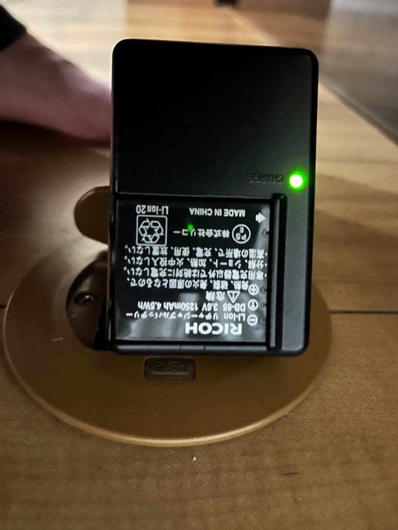 【祝日セール】美品RICOH GR DIGITAL Ⅳ ケース付き