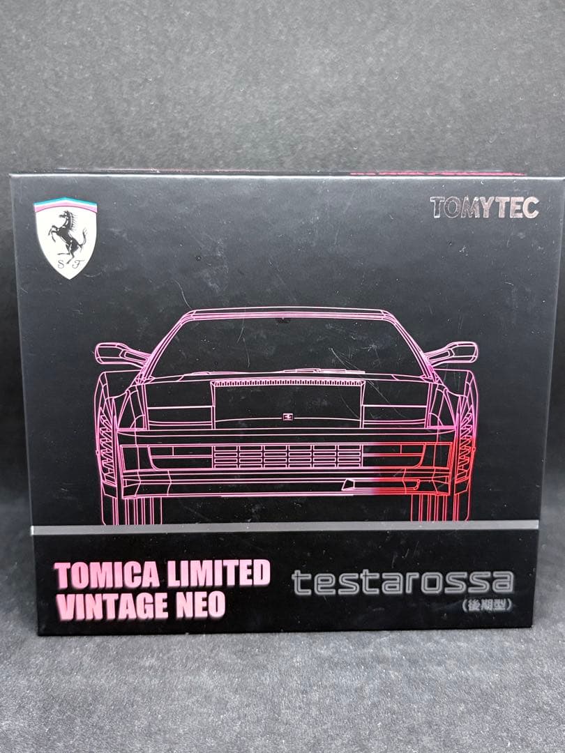 トミカリミテッドヴィンテージ フェラーリ テスタロッサ 後期型 赤