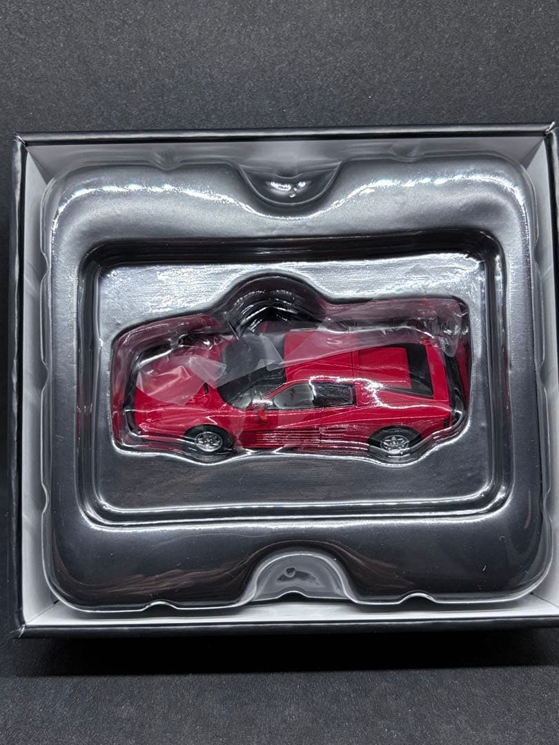 トミカリミテッドヴィンテージ フェラーリ テスタロッサ 後期型 赤