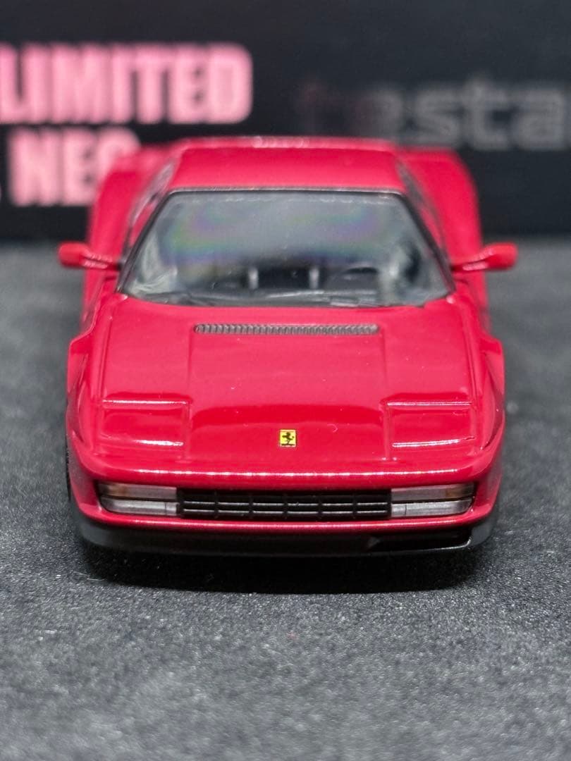 トミカリミテッドヴィンテージ フェラーリ テスタロッサ 後期型 赤