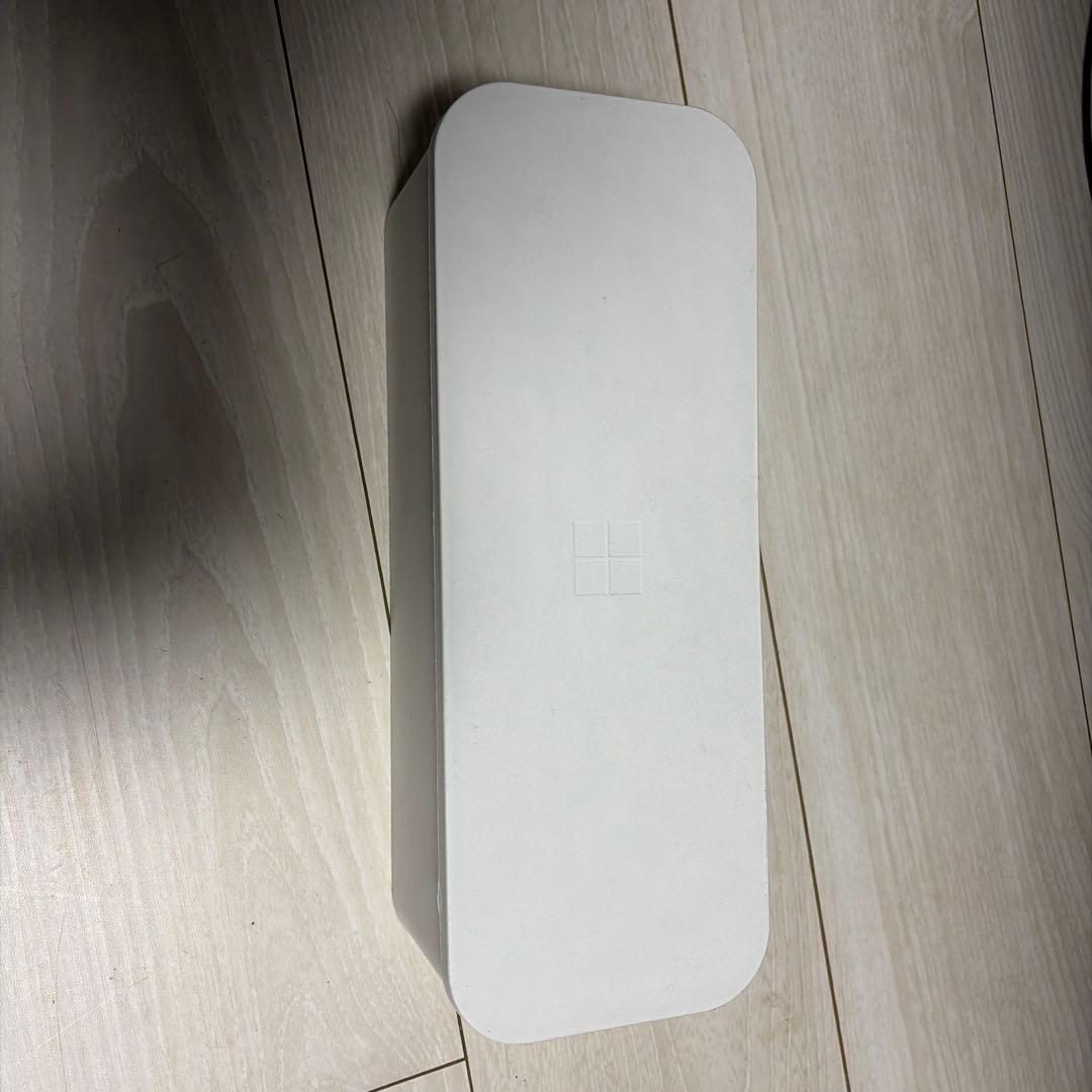 Microsoft Surface Thunderbolt4 ドック　純正ドック