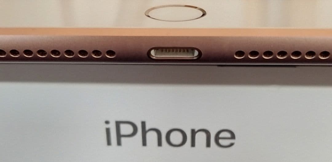 ✿Apple iPad 第6世代 Wi-Fi 32GB 【美品】ゴールド