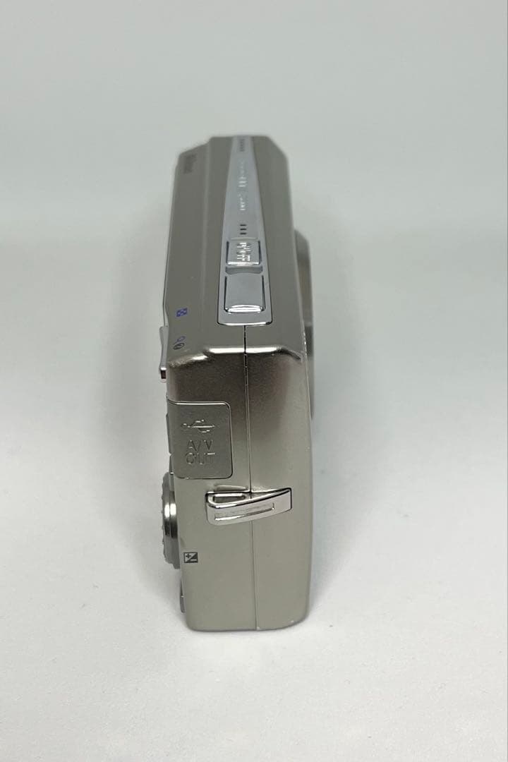 【動作品】Nikon COOLPIX S600【付属品付き】美品　チタンシルバー