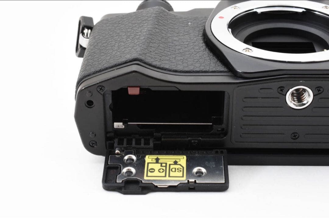 デジタルカメラ OLYMPUS OM-D E-M10 II M.ZUIKO DIGITAL