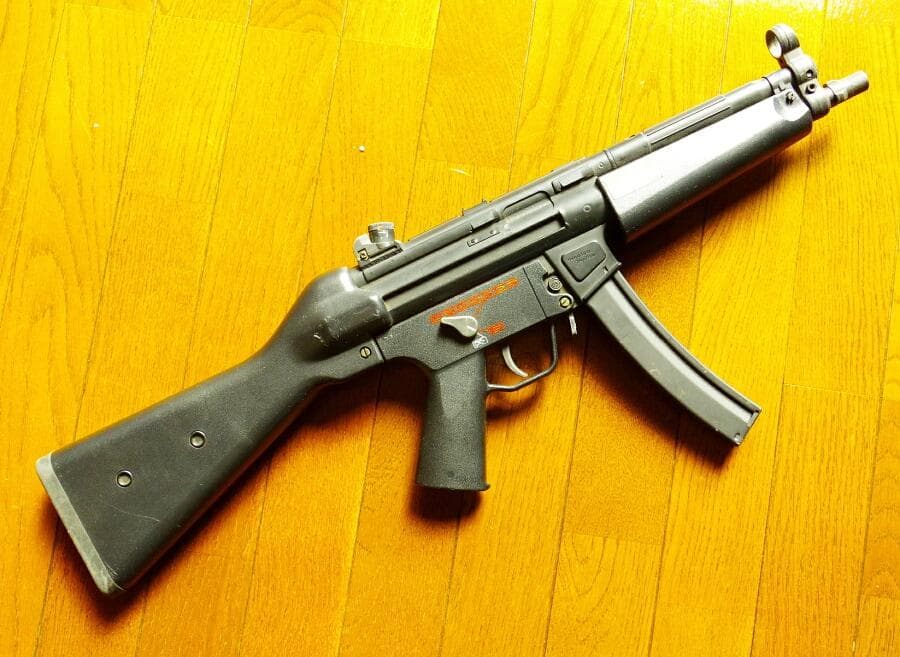 東京マルイ H&K MP5A4（ハイグレードバージョン）200連スペアマガジン付