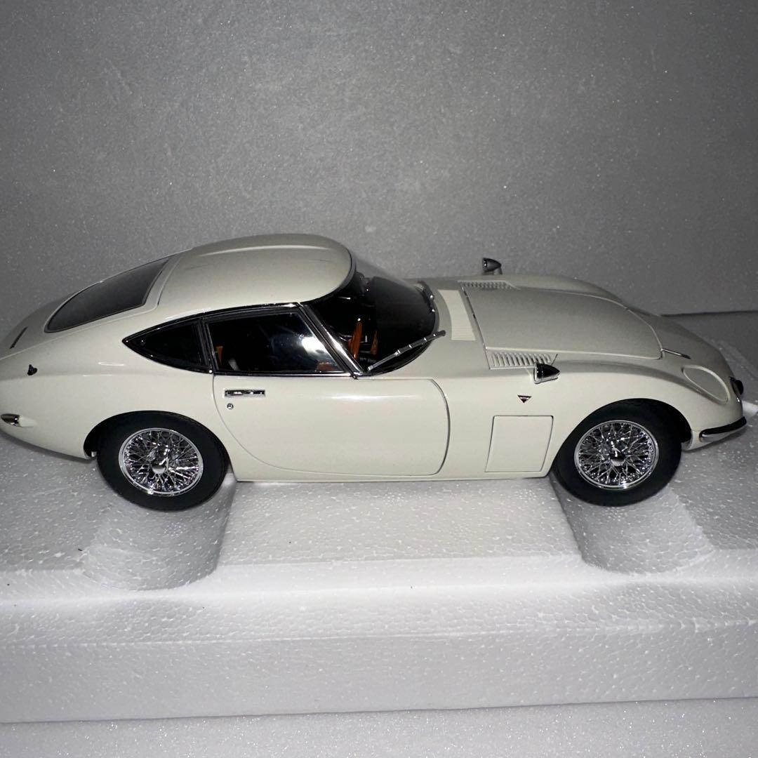 オートアート 1/18 トヨタ2000GT ワイヤースポークホイール