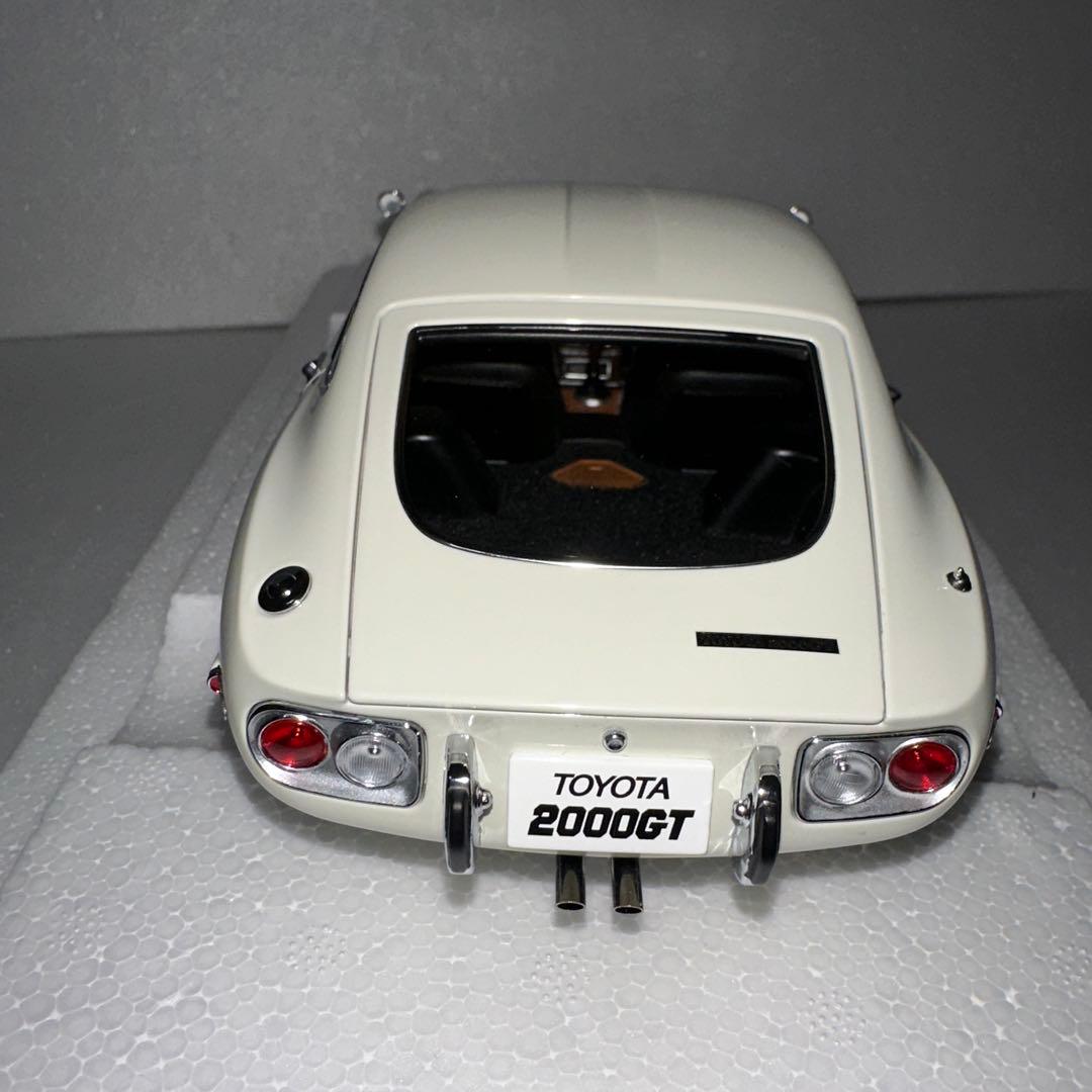オートアート 1/18 トヨタ2000GT ワイヤースポークホイール