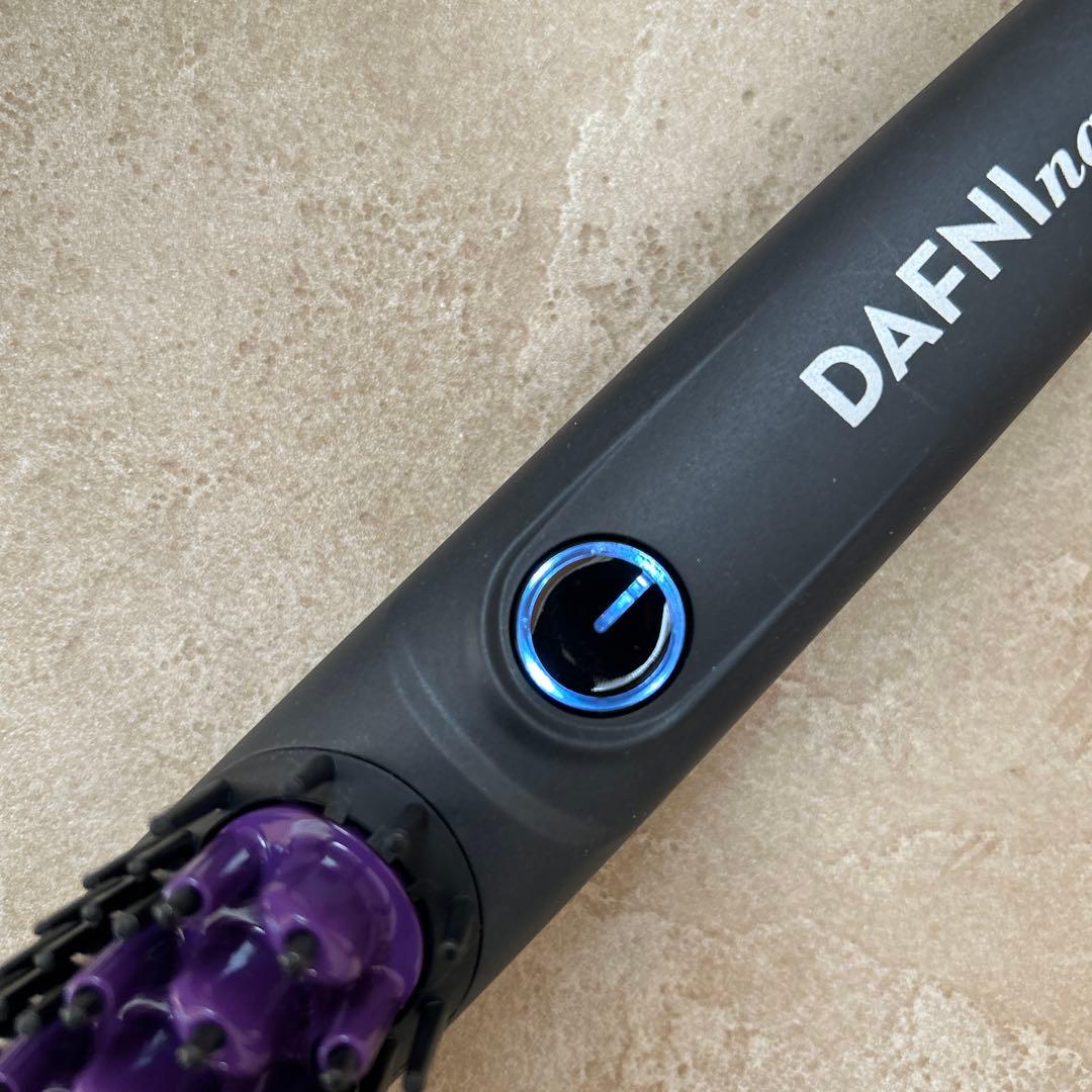 【美品】DAFNInano ブラシヘアアイロン ブラック・パープル