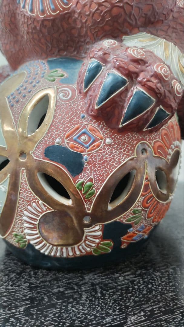 購入前にコメントお願いします　九谷焼　太吉　玉乗り獅子　狛犬　シーサー　工芸品