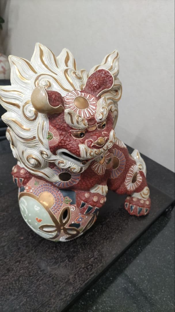 購入前にコメントお願いします　九谷焼　太吉　玉乗り獅子　狛犬　シーサー　工芸品