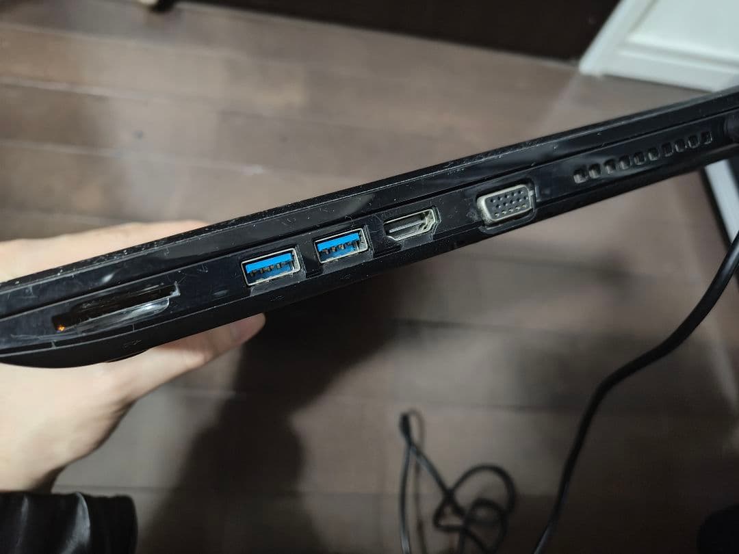 Toshiba Dynabook B45/G 15.6インチ