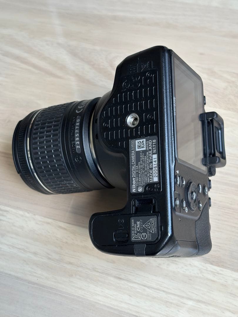 ニコン Nikon D3500 一眼レフカメラ 標準レンズキット 18-55mm
