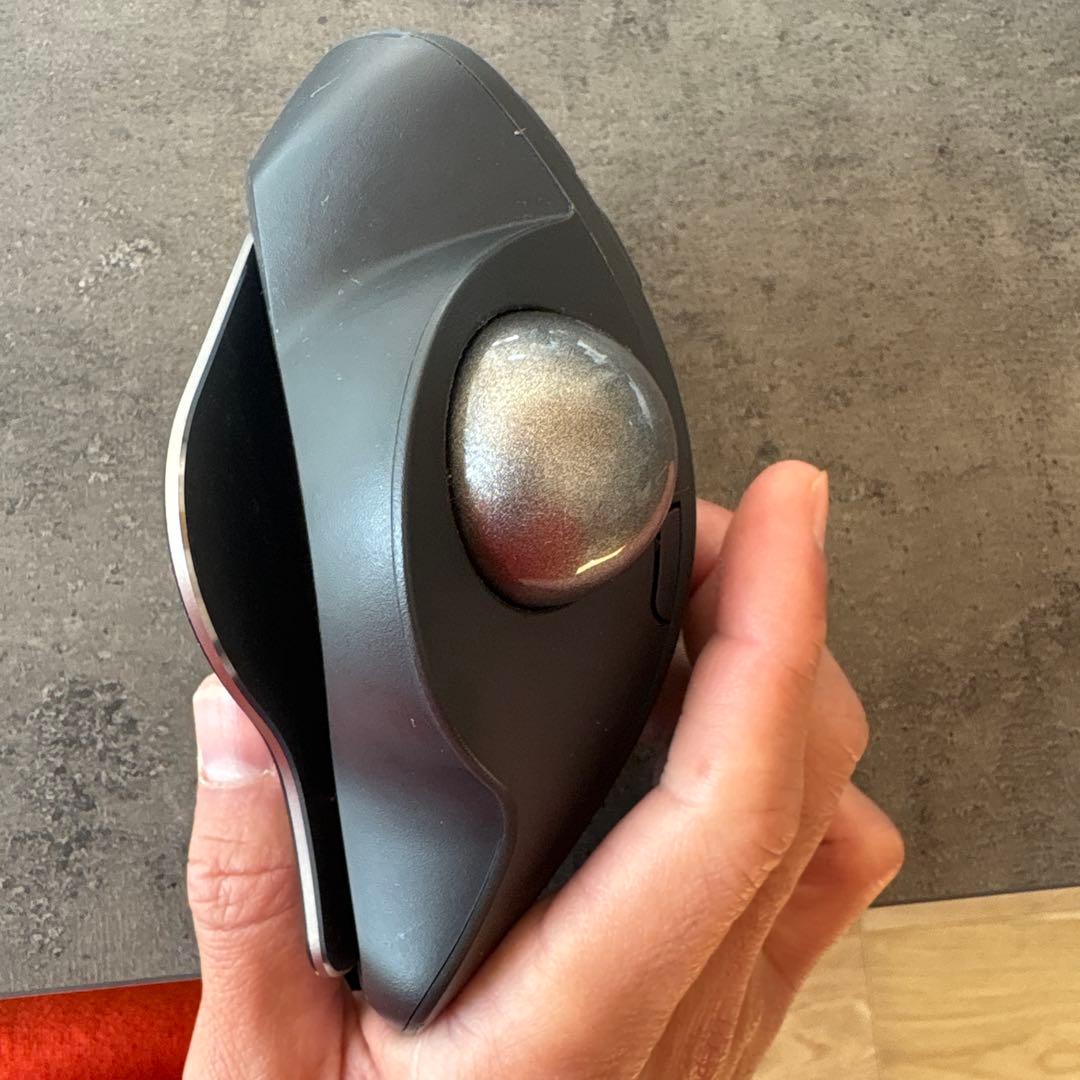 Logitech MX ERGO ワイヤレストラックボール