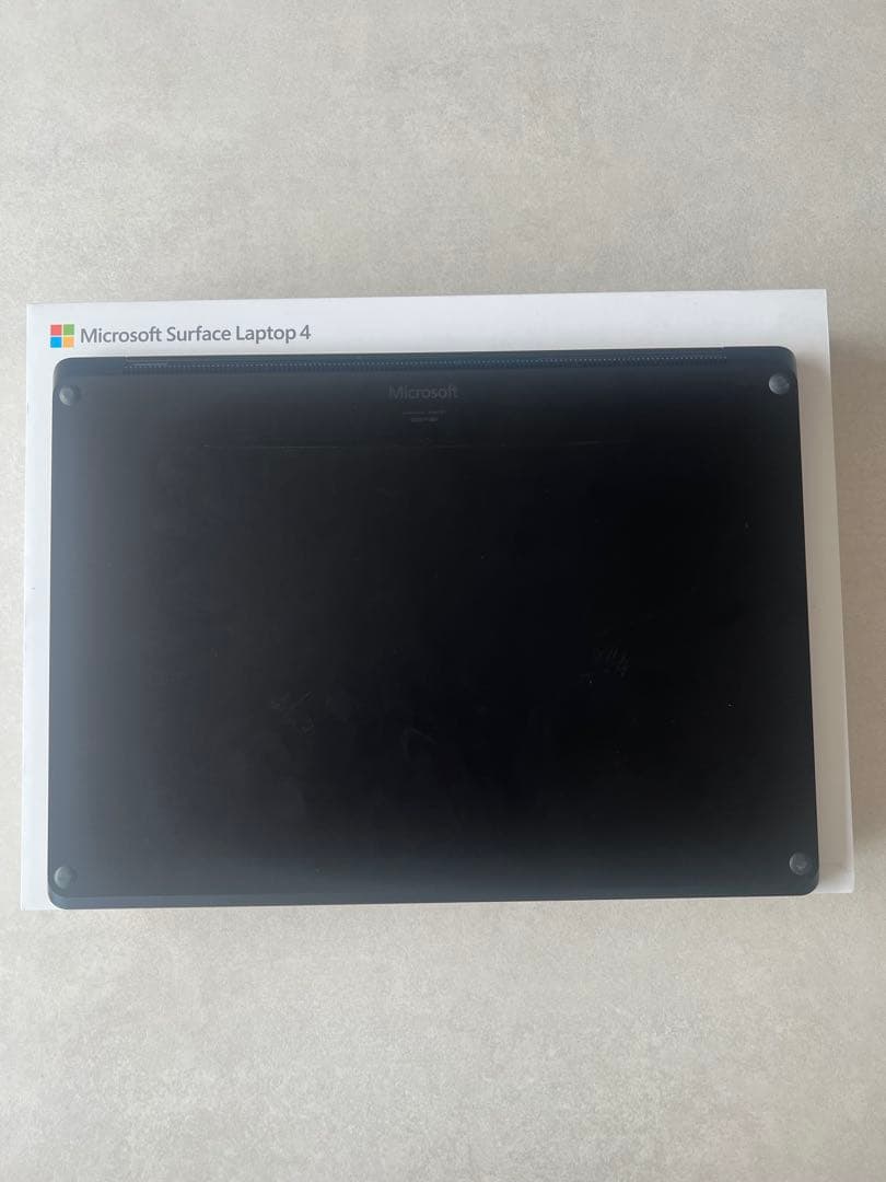 Microsoft Surface Laptop 4（13.5インチモデル）