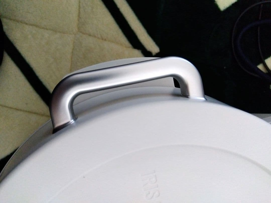 IRIS OHYAMA 電気圧力鍋 PC-MA2 　2.2L ホワイト