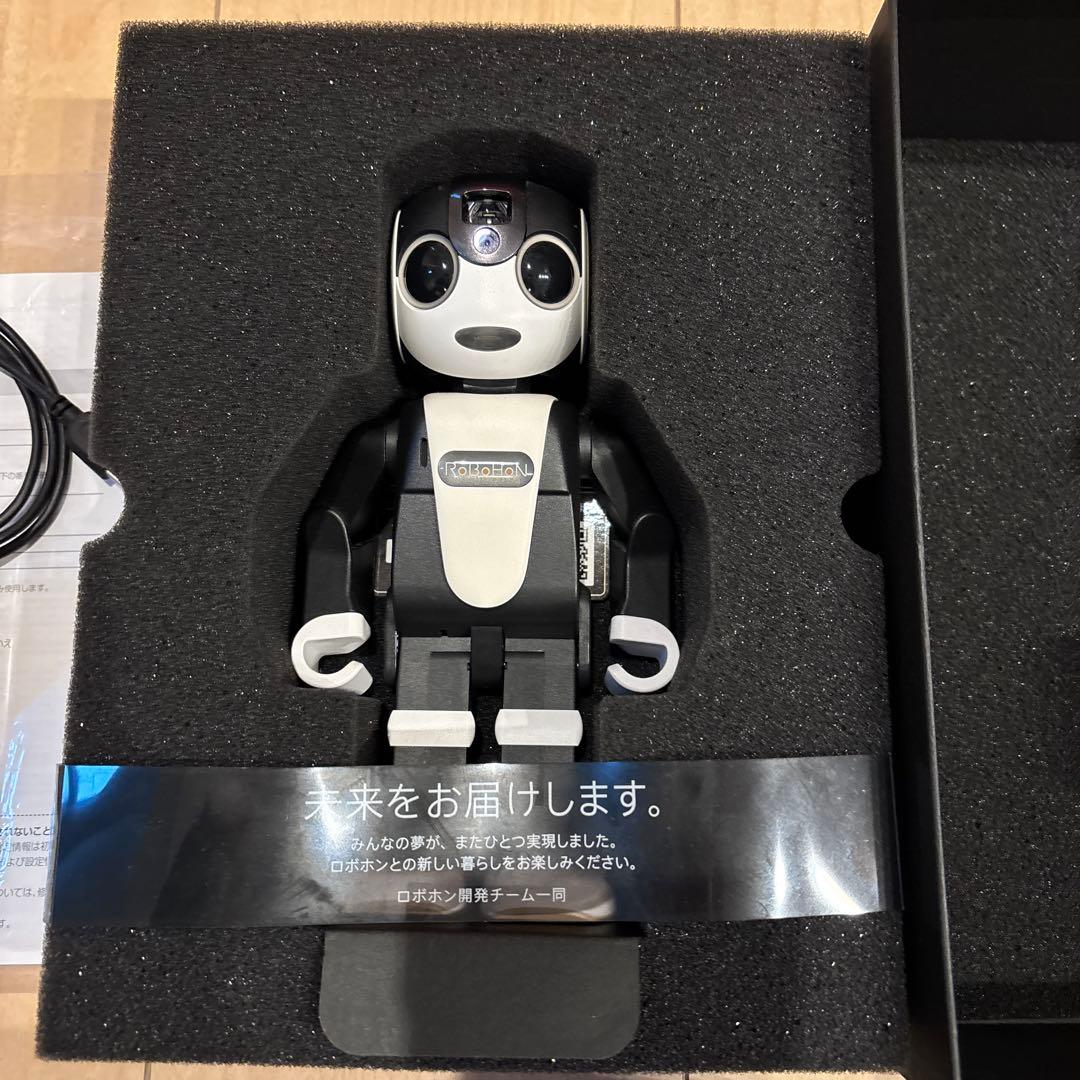 SHARP RoBoHoN ロボホンSR-01M