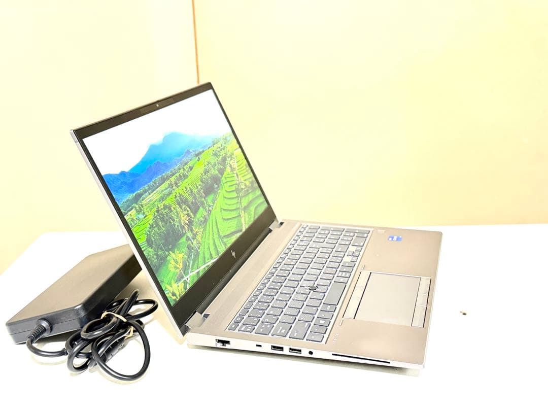 Windowsノート本体 hp zbook FURY 15.6 g8 i7 11800H 16/512gb