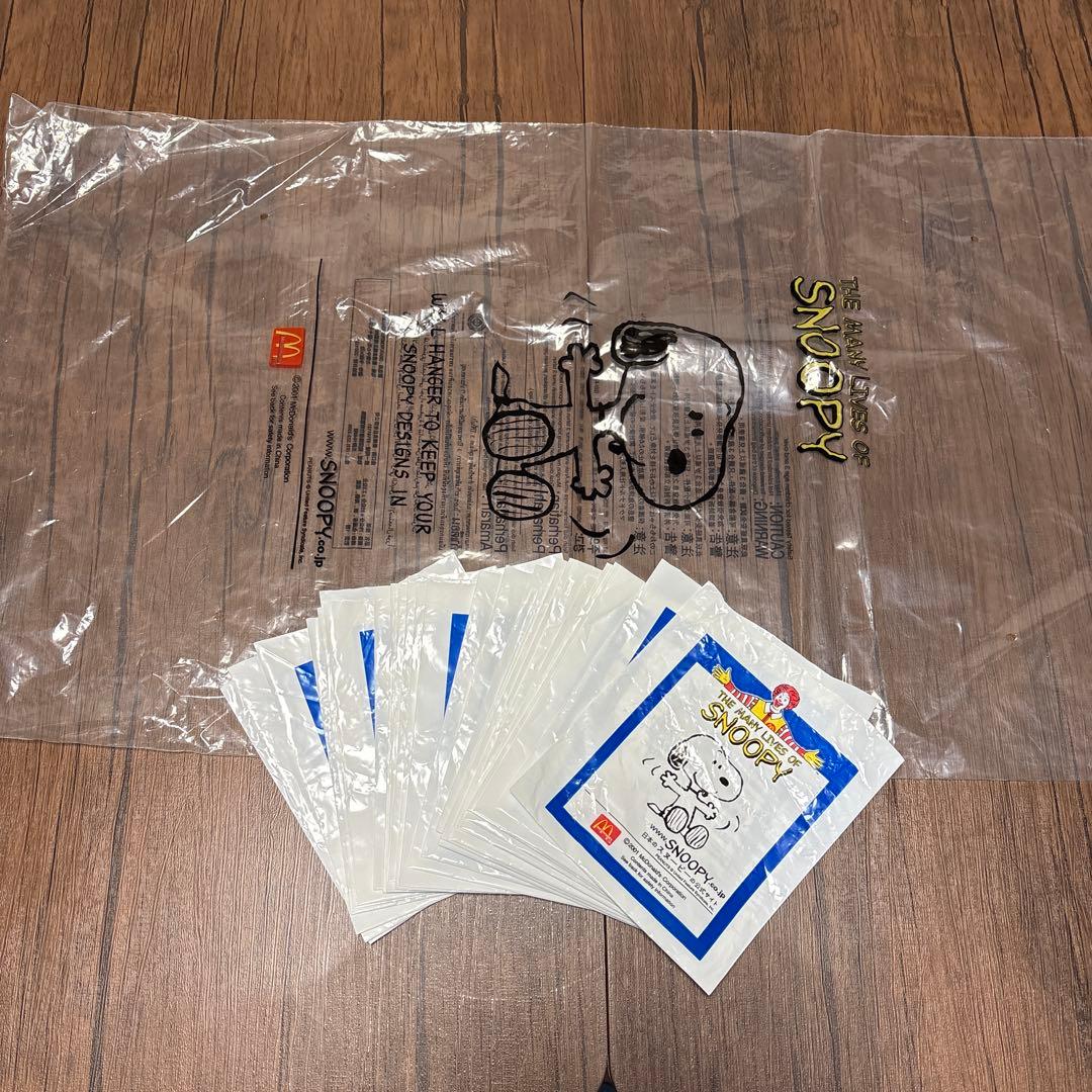 レア！マクドナルド 2001年 スヌーピーコレクション壁掛け　28体セット