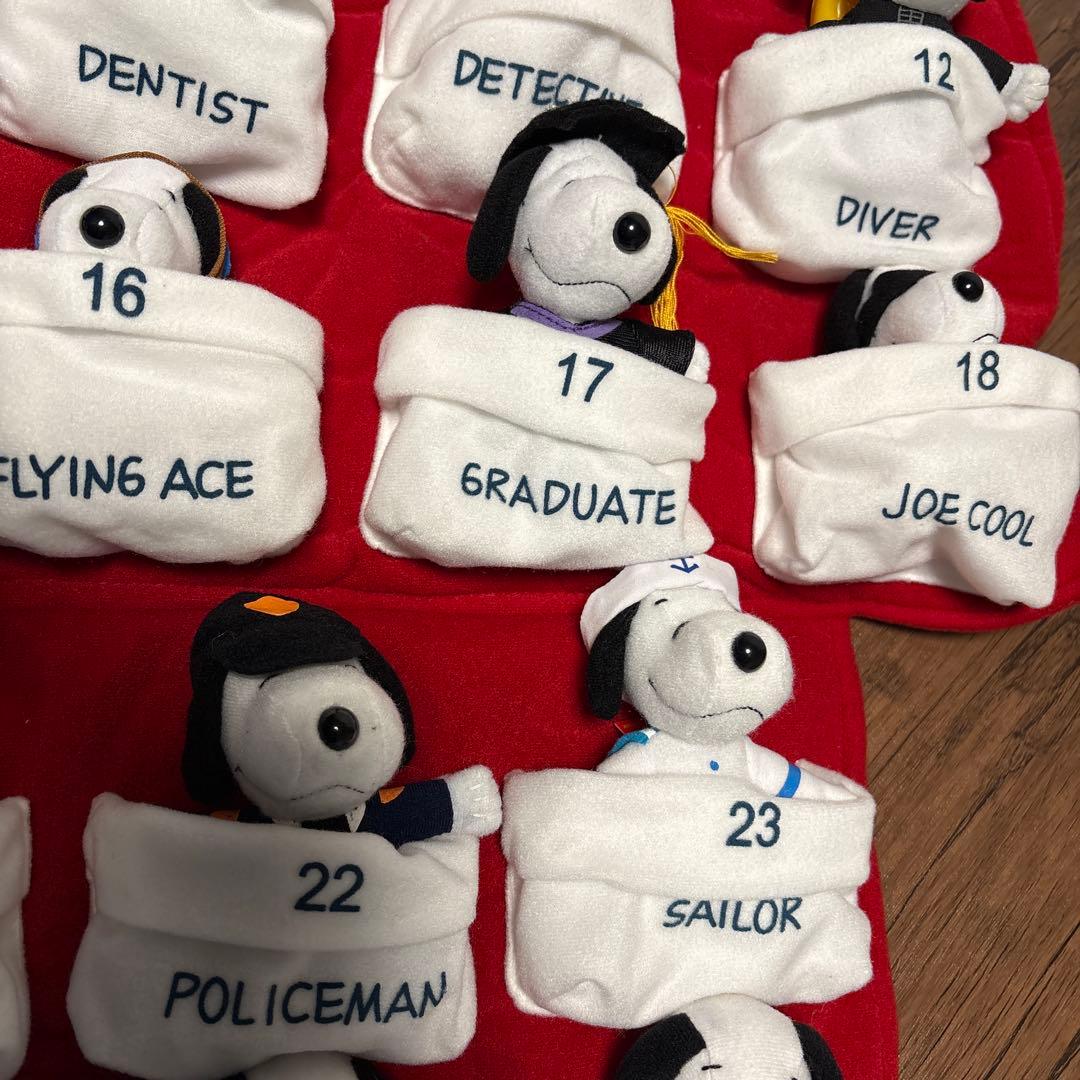 レア！マクドナルド 2001年 スヌーピーコレクション壁掛け　28体セット