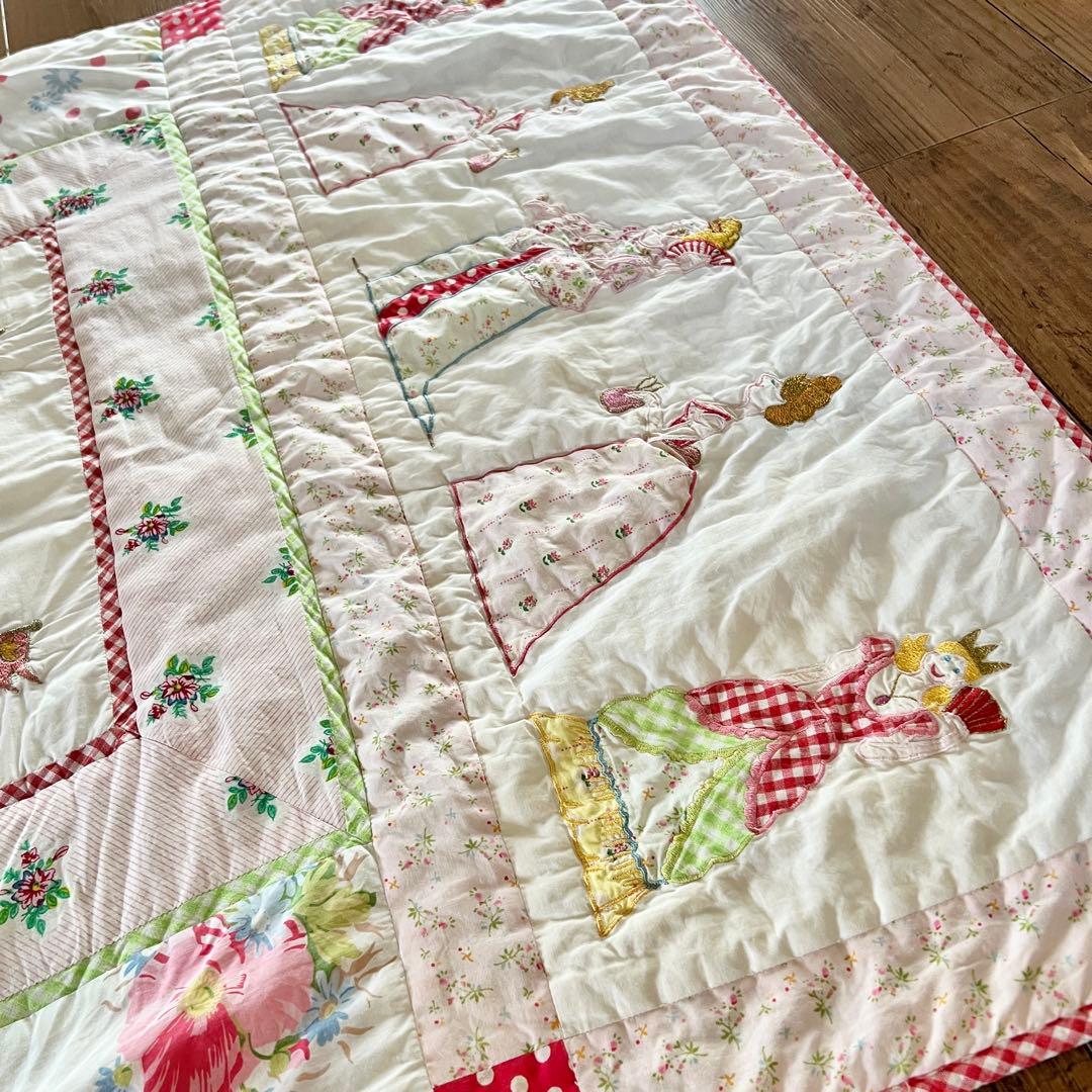 プリンセス　キルト　ヴィンテージ　ラグ　ベッドカバー　キッズルーム　古着　北欧
