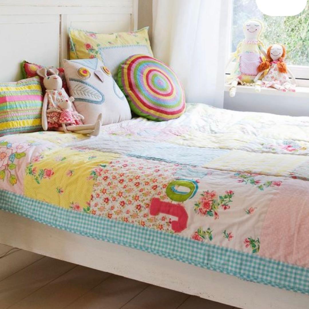 プリンセス　キルト　ヴィンテージ　ラグ　ベッドカバー　キッズルーム　古着　北欧
