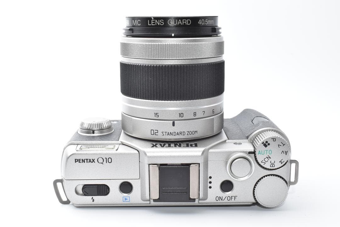 【バッテリーx2付き】ペンタックス PENTAX Q10 シルバー レンズキット