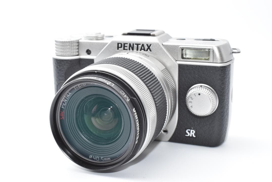 【バッテリーx2付き】ペンタックス PENTAX Q10 シルバー レンズキット