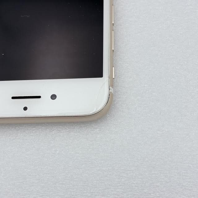 【良品】Apple iPhone7 ゴールド 32GB バッテリー最大容量92%