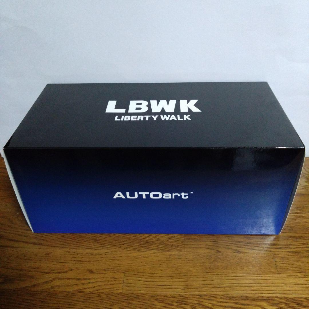 1/18 LB-WORKS ランボルギーニ　アヴェンタドール