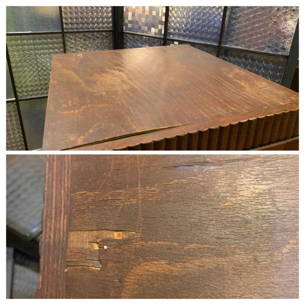 アンティーク家具 鏡扉の木製収納棚