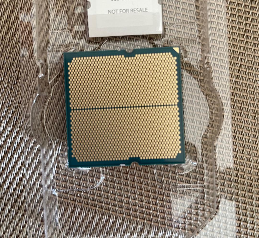 AMD Ryzen 9 7950X3D CPU /日本国内正規品