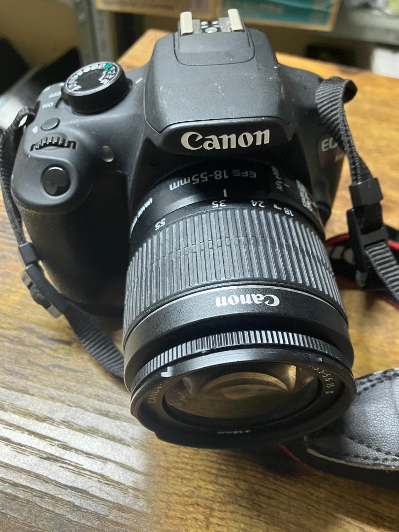 Canon EOS Kiss X70デジタル一眼レフカメラ #X