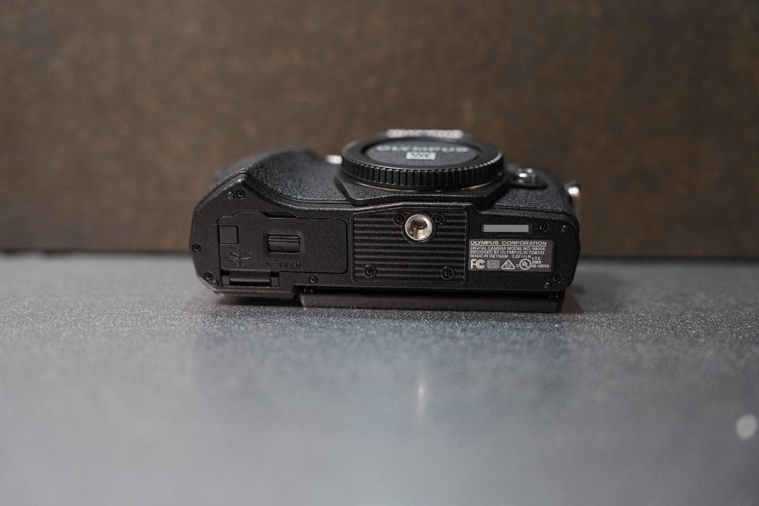 OM-D E-M10 Mark III EZダブルズームキット + おまけ付き