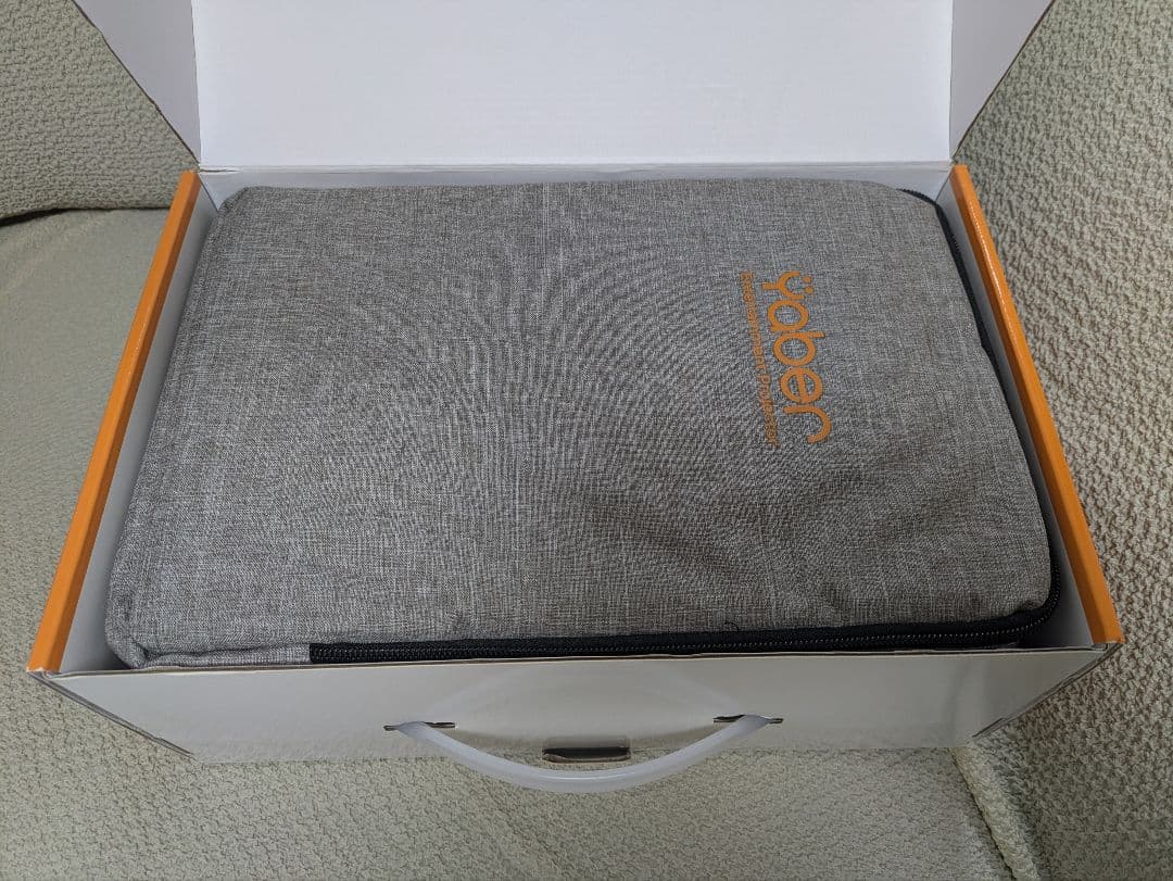 Yaber Pro V8 1080P プロジェクター 本体