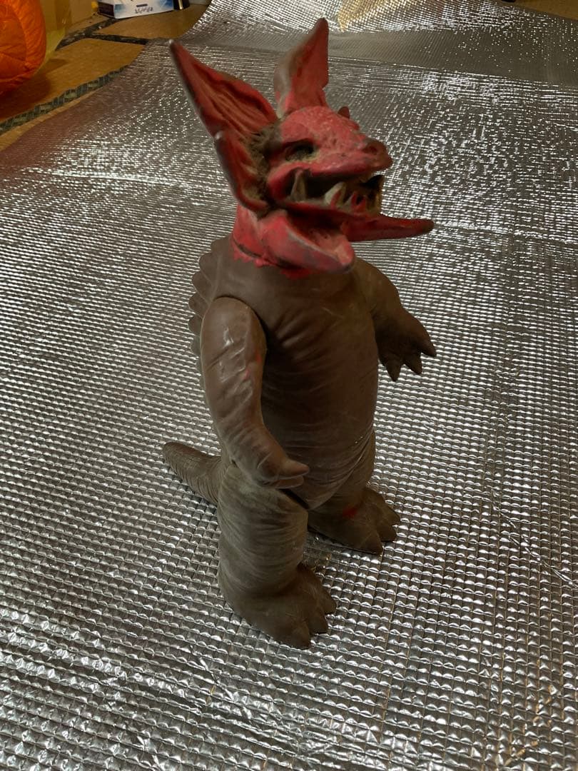 マルサン製／ガボラ。当時もの。ウルトラマンの怪獣【汚れあるが価値はあります】。