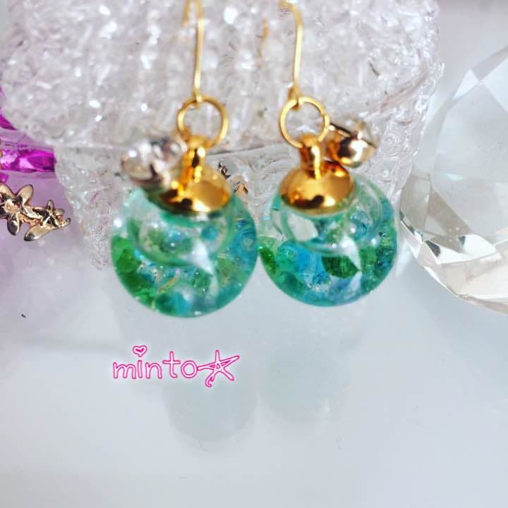 ガラスドーム☆アクセサリー☆ハンドメイド☆