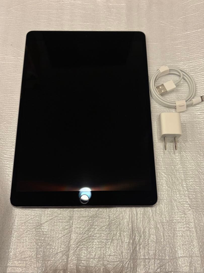 iPad Pro 10.5インチ　Wi-Fi + Cellular 64GB