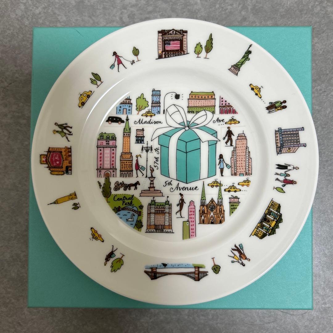 【新品】Tiffany & Co. 5thアベニュープレート2枚セット