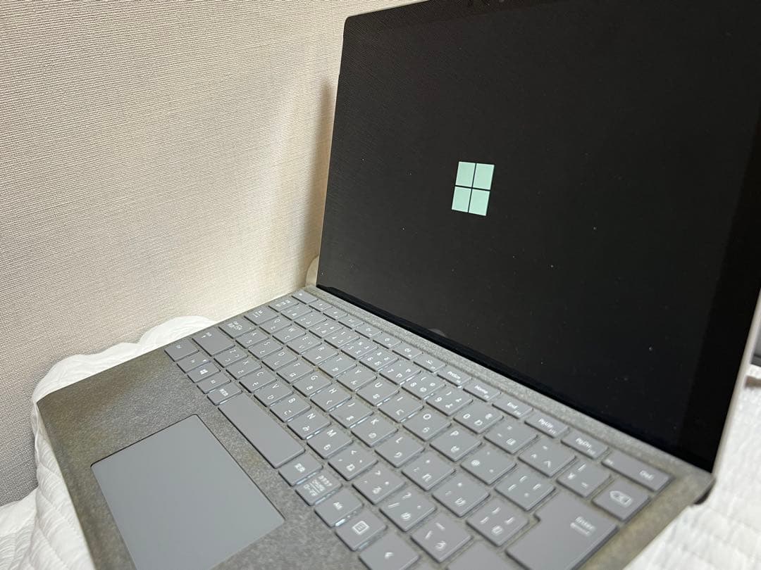 Microsoft Surface Pro 第5世代　512GB シルバー