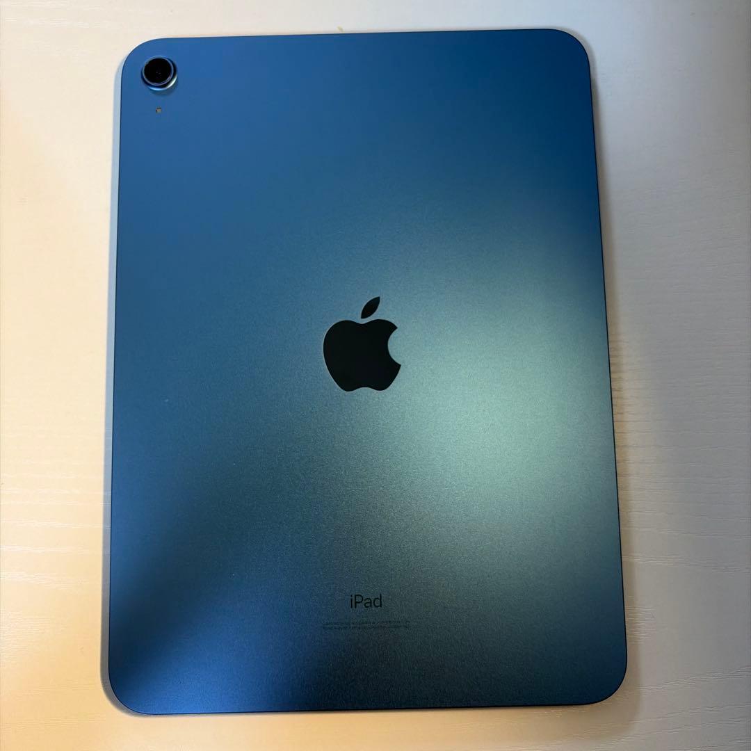 iPad第10世代64GB Wi-Fi 美品ペン付 ケース付き