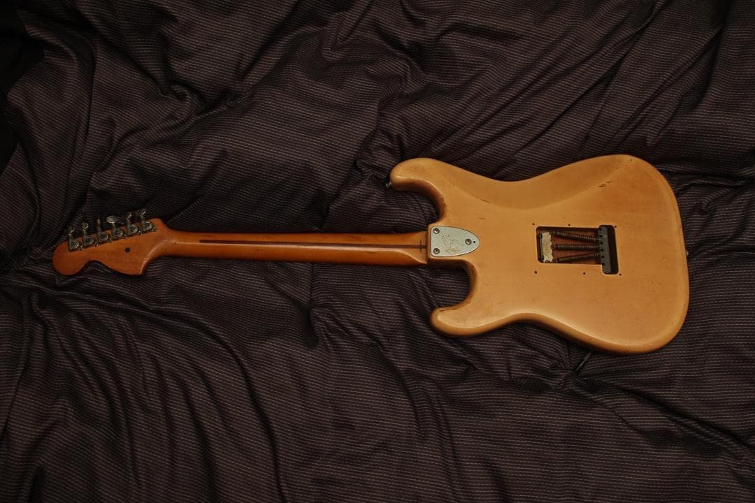 ギター Fender Japan Stratocaster
